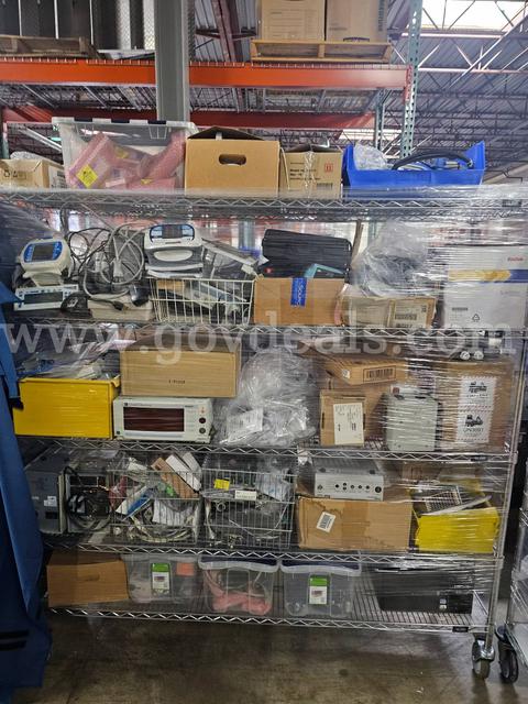 Lot of Miscellaneous Medical Supplies
