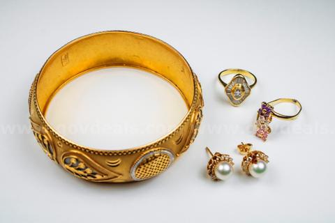 Diamond & Gold Jewelry Lot