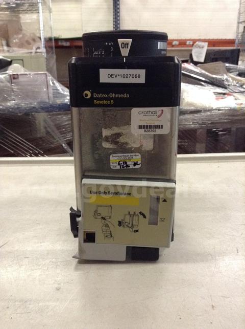 DATEX-OHMEDA SEVOTEC 5 TANK(4 UNITS) 2 Datex-Engstrom Anesthesia vaporizers , ULT-i-27-09,  ULT-i-27-00  Monitors,