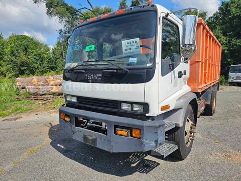 2009 GMC F8B042 Tandem-Axle Dump Truck - Clean Title