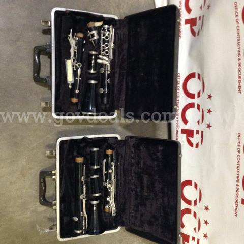 BUNDY CLARINETS (2 COUNT)