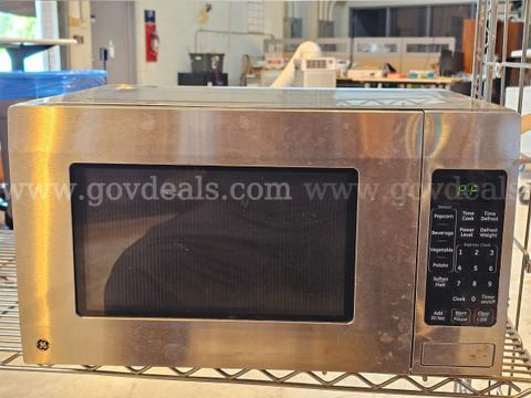 GE MICROWAVE - 1150 WATTS