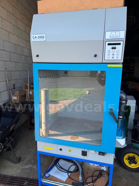 Finger print fume hood