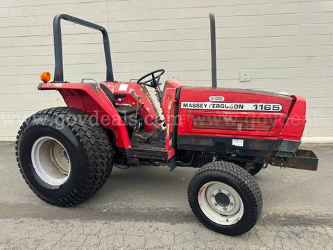 Massey Ferguson 1165 Tractor