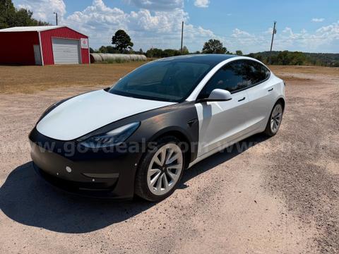 2021 Tesla Model 3 Standard Plus Movie Prop Car