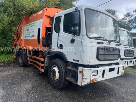 2020 Autocar Xpert Garbage Truck