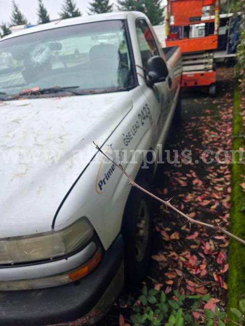 2000 Chevrolet Silverado 1500 Reg. Cab Short Bed 4WD