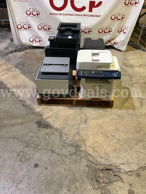 LOT OF 5 PRINTERS - POWER ON