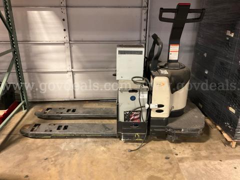 Electric Crown Pallet Walkie Rider