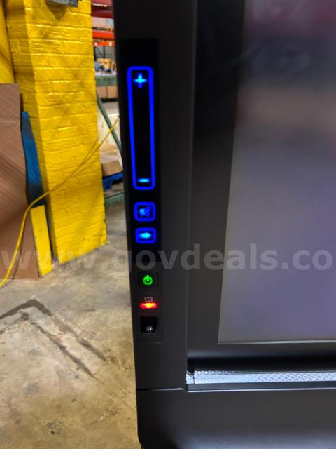 SMART Technologies LCD Monitor SBID8070i-G4