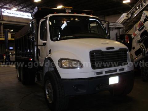 2007 Freightliner M2106 (Unit 4-885O)