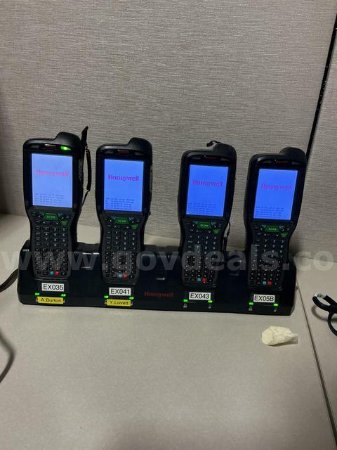 HONEYWELL DATA COLLECTION TERMINALS WITH CHARGER