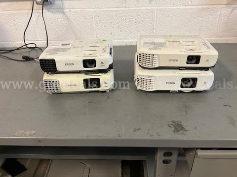 Lot of 4 Epson Projectors