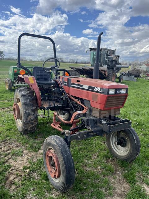 1989 Case 265 Tractor