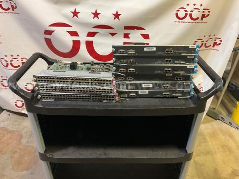 Lot of 9 Cisco Switches