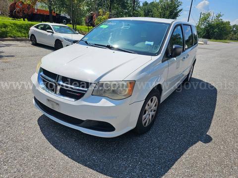 2014 Dodge Grand Caravan - Clean Title