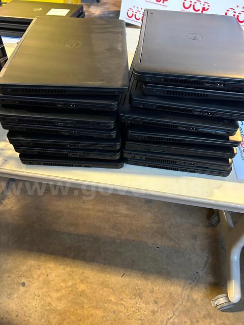 NONWORKING DELL  LAPTOPS - 15 units