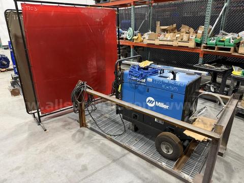 Portable LP Fuel Welder, Skid, and Welding Screens, Bobcat 250 11000 Watt ACDC Welder, Miller, Qty 3 Pcs