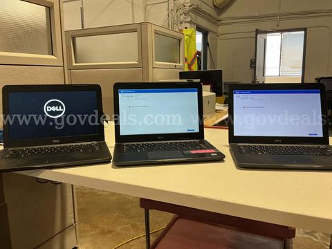 DELL LAPTOPS - 15 UNITS POWER ON