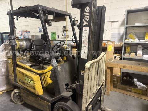 2002 Yale GLC050TGN Cushion Tire Forklift -Inoperable