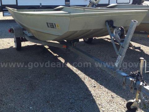 2004 14ft Lowe Mdl L1448 Aluminum Flat Bottom Boat with Trailer
