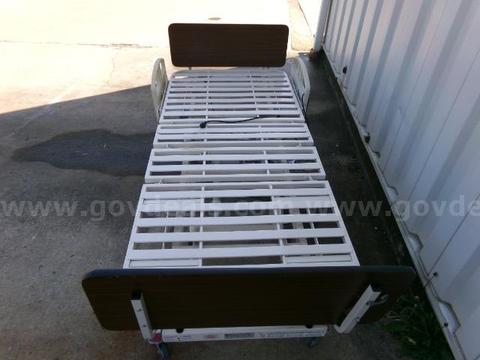 Lot of (1) 2013 NOA Medical Bed.