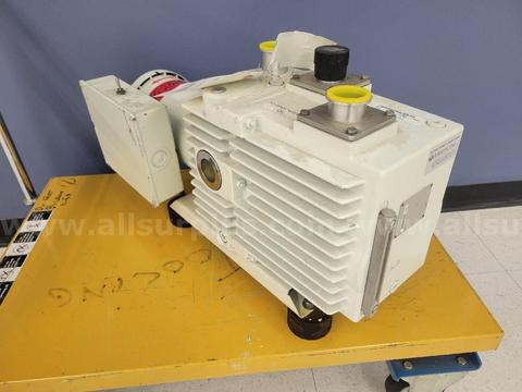 Leybold D30A Vacuum Pump
