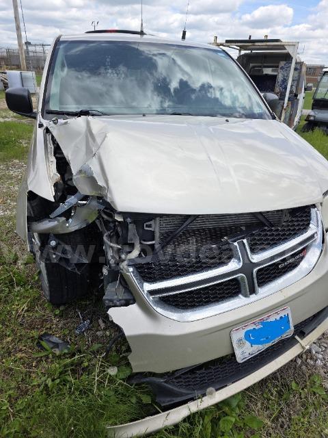 2014 Dodge Grand Caravan, 242790 Miles.
