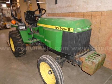 Lot of (1) John Deere 855 Tractor.