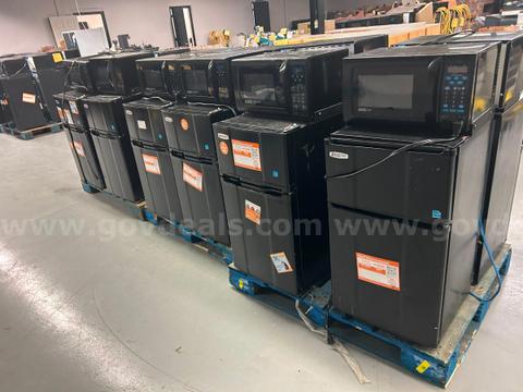 3 Pallets(12) Microfridges