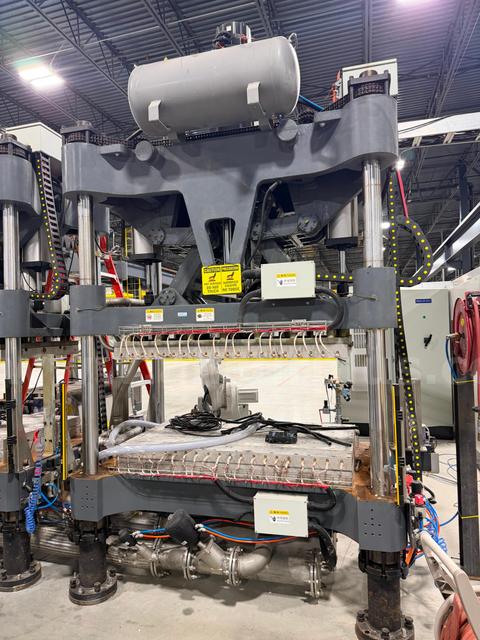 Meishi 4-Post Servo Thermal Form Press