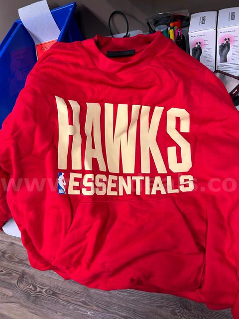 Atlanta Hawks Sweatshirt / Medium