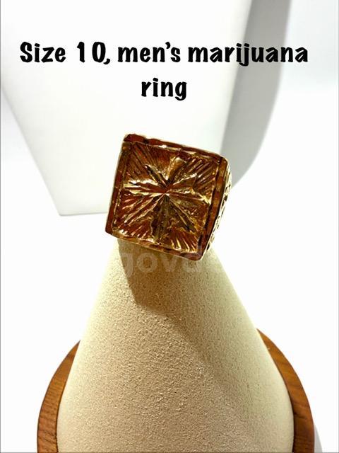 Beautiful, Men's, Size 10, 24k Gold Filled, Diamond Cut Marijuana Ring