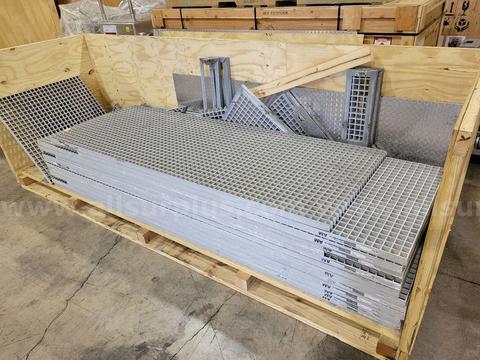 Fibergrate FG FGI-AM 1.4x3x10 LG Qtz Chemical-Resistant Floor Grating