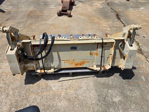 Bobcat Model 68 Combo Bucket