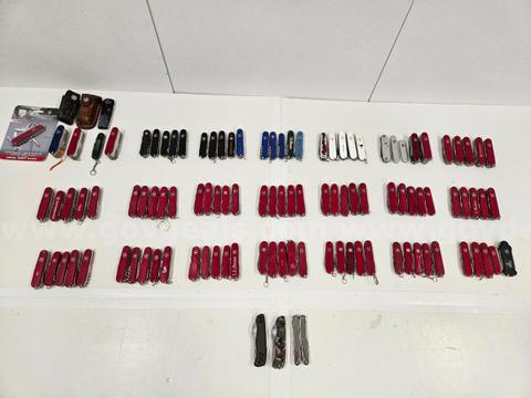 Lot of Large Swiss knives and Multitools (Approx 108)