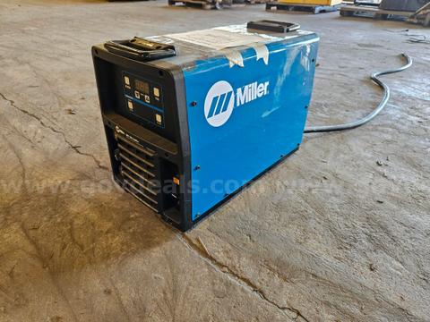 Miller XMT 350 FieldPro Welder