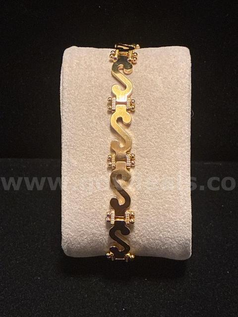 Beautiful,  7  1/4 Inch, 24k Gold Filled, Greek Revival Bracelet