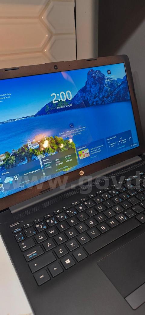 HP 15 8GB/1TB Touchscreen