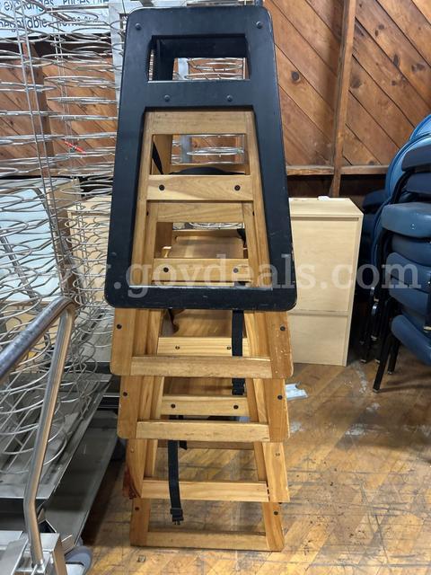 HIGHCHAIRS (RESTAURANT) x5
