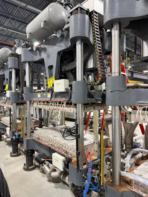 Meishi 4-Post Servo Thermal Form Press