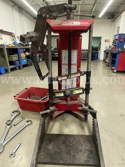 Mechanic Shop Closeout – Bulk lot– (6) Pallets Industrial Machines & Parts –