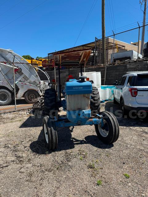 Ford LA454C Tractor