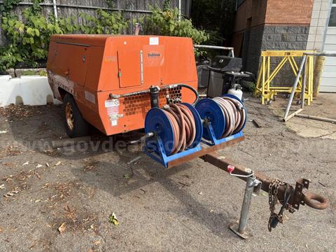 1998 Sullivan D185Q 185cfm Air Compressor