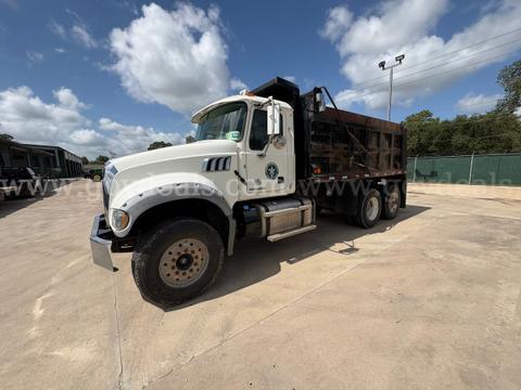 2016 MACK GU713 DUMP TRUCK