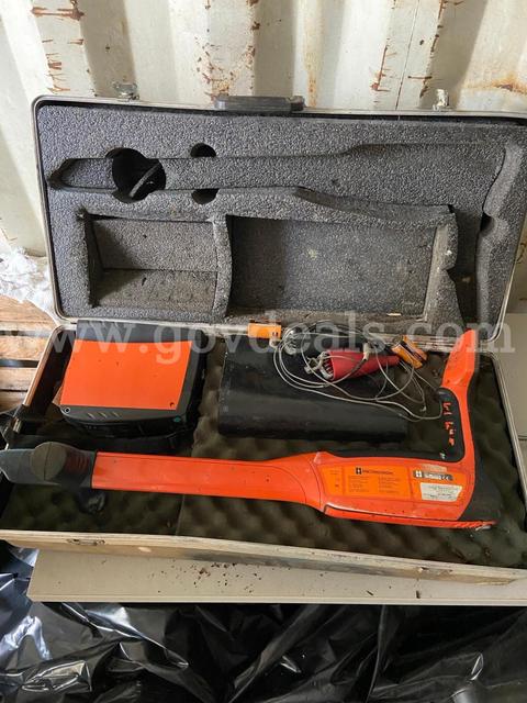 2008 Metrotech Pipe Locator Model 810DX (Orange)