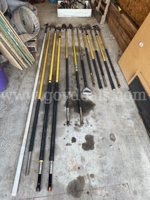 USED Lot of (12) Fiberglass Fire Hooks 6'/8'/10'