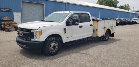 2017 Ford F-350 SD(E05840)