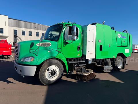 2014 Freightliner M2 112 Schwarze A8 Twister Street Sweeper