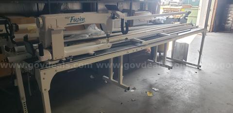 HQ24 Fusion Quilter with HQ Gallery 2 Frame
